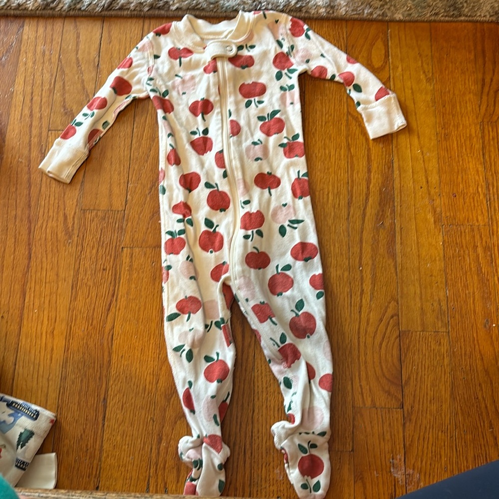 Hanna Andersson footed pajamas